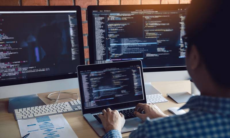 数据科学选型：R与Python如何赋能冀州市网站建设？
